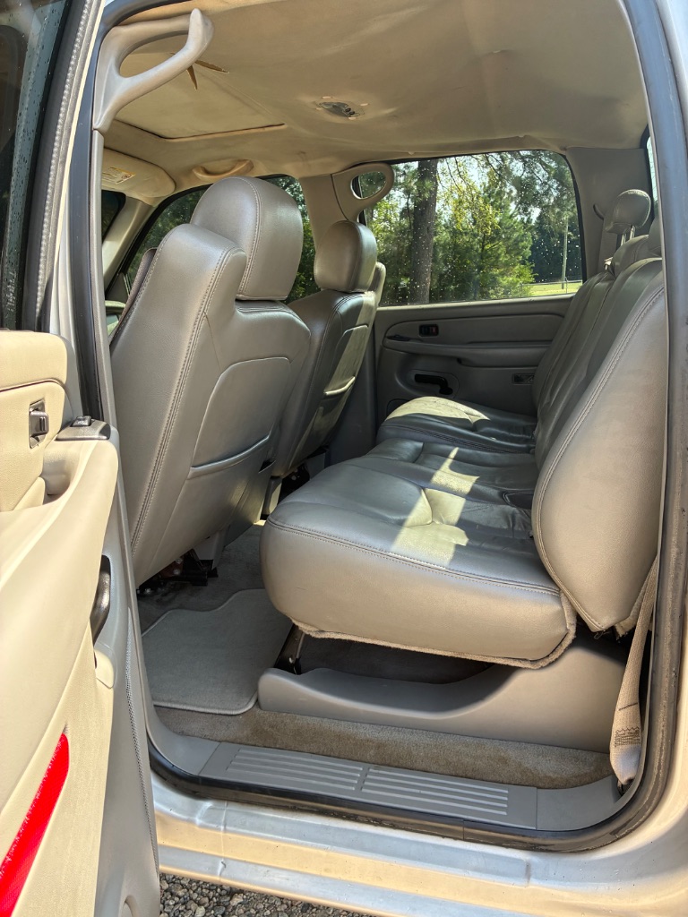 2006 GMC Sierra 2500HD SLT - Photo 7